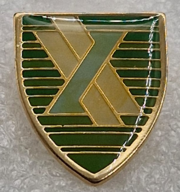 חינוך הסמל הראשון